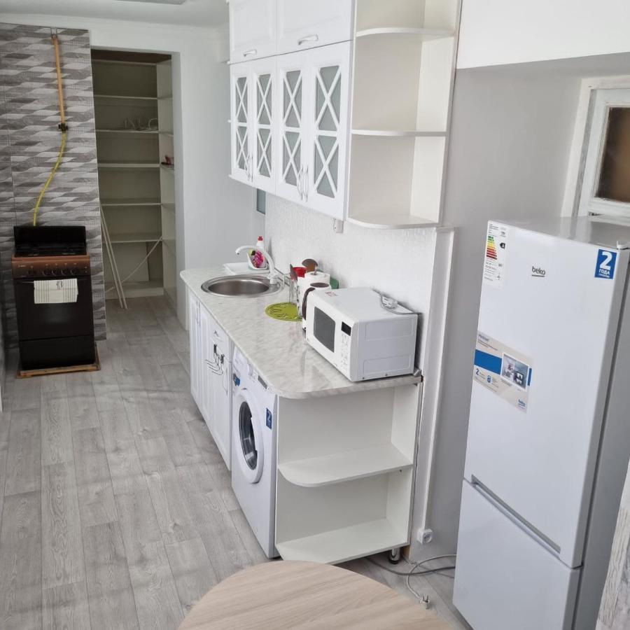 Apartamento Flat near the sea Aktau  Exterior foto